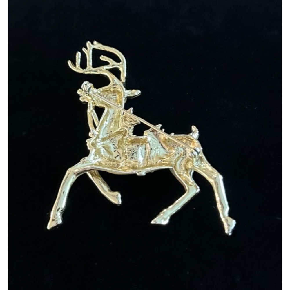 Vintage Reindeer Textured Brushed Gold‎ tone Christmas Brooch Pin 3 in Large - Picture 3 of 3
